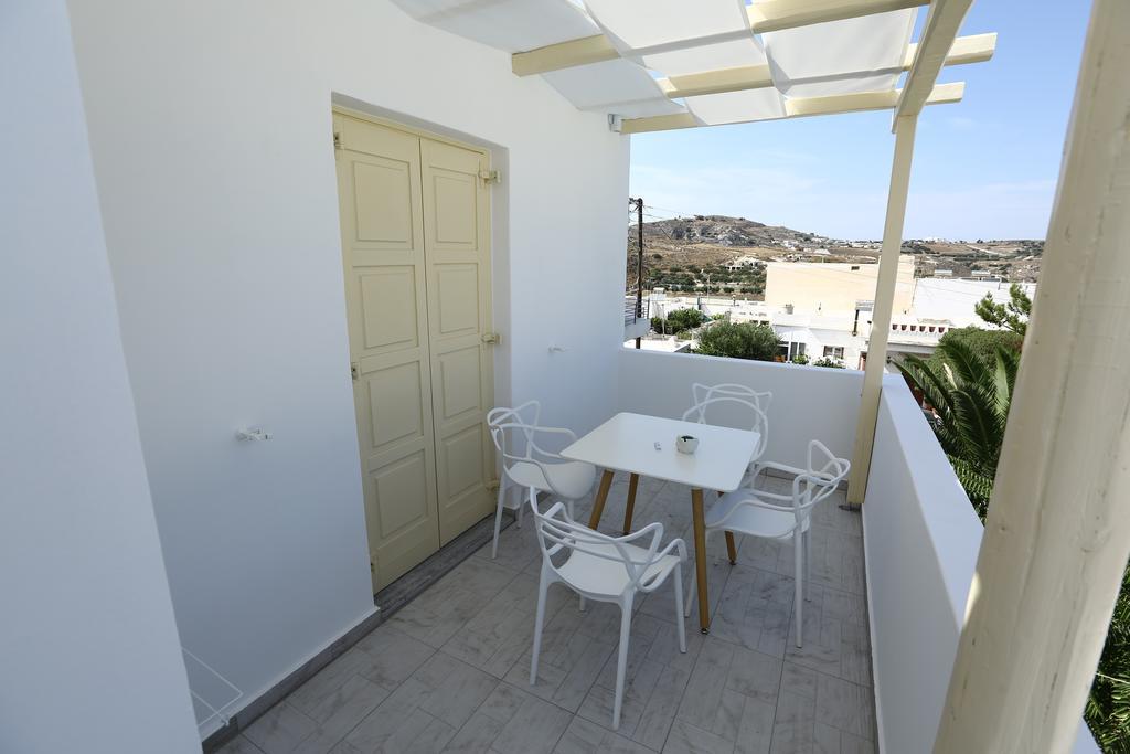 The White Suites Adamantas  Buitenkant foto