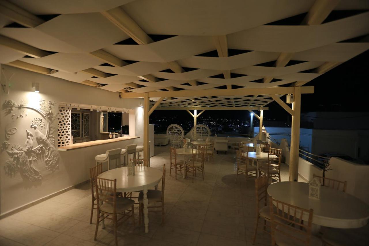 The White Suites Adamantas  Buitenkant foto