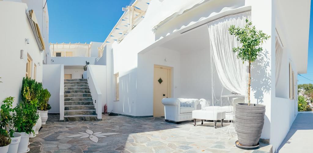 The White Suites Adamantas  Buitenkant foto